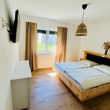 Reizender - Mit 120qm - In Ruhiger Lage Дом отдыха Хермагор