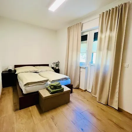 Reizender - Mit 120qm - In Ruhiger Lage Casa vacanze Hermagor-Pressegger See