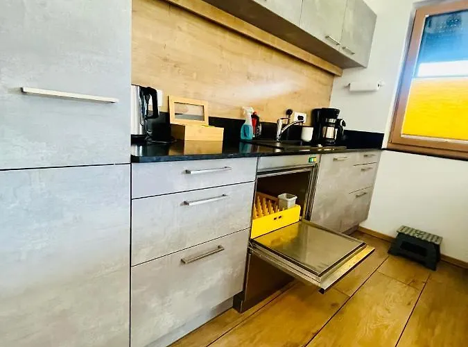 Reizender - Mit 120qm - In Ruhiger Lage Hermagor-Pressegger See