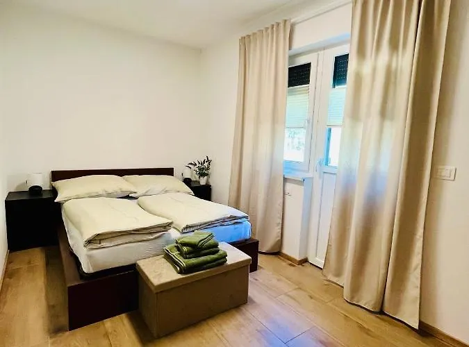 Reizender - Mit 120qm - In Ruhiger Lage Semesterbostad Hermagor-Pressegger See